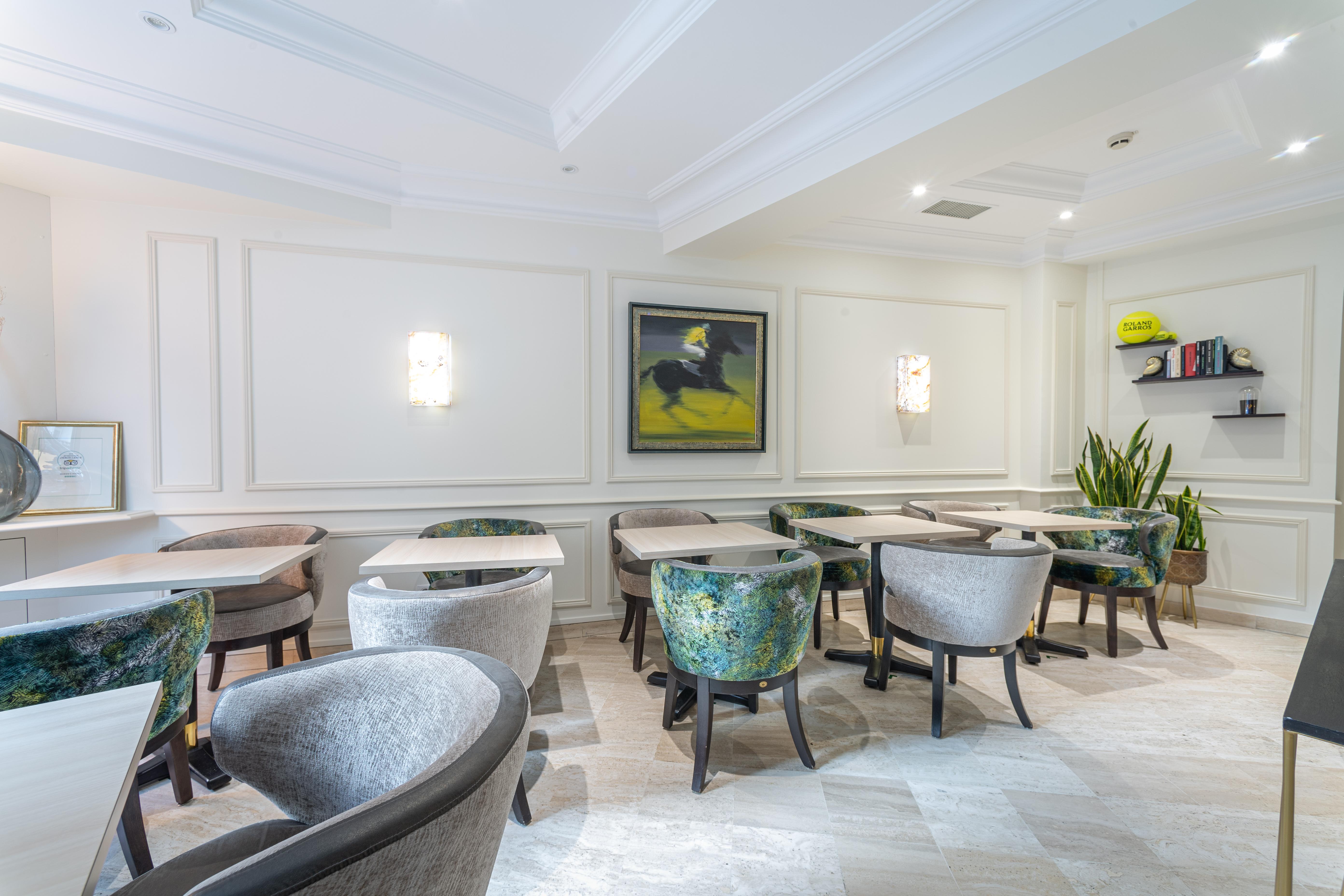 Queens Hotel Parijs